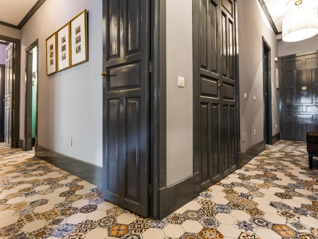 Апартаменты Puerta De La Victoria Севилья Экстерьер фото